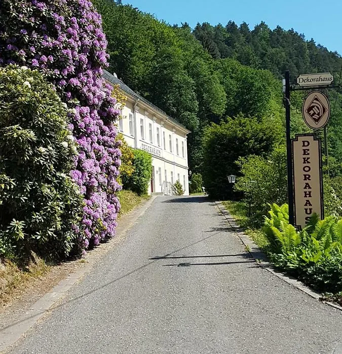 Hotel Garni Dekorahaus-1